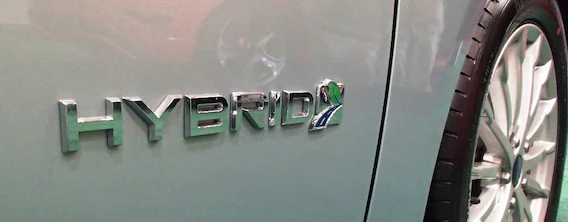 4 Benefits of Driving a Hybrid